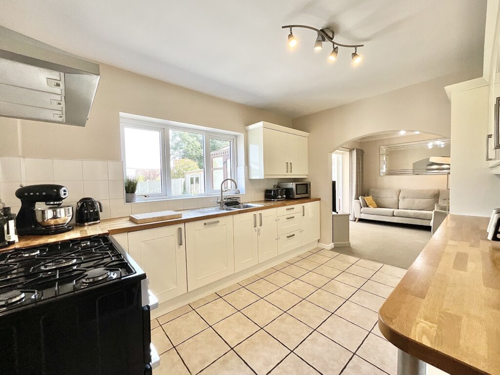 Sandy Hill, Werrington, ST9