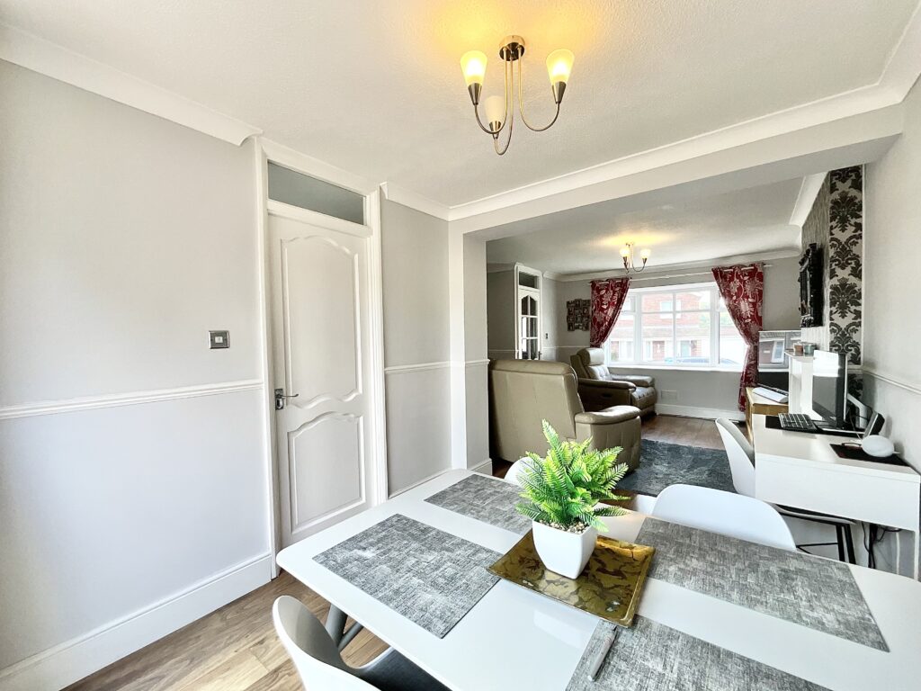 Paragon Close, Cheadle, ST10