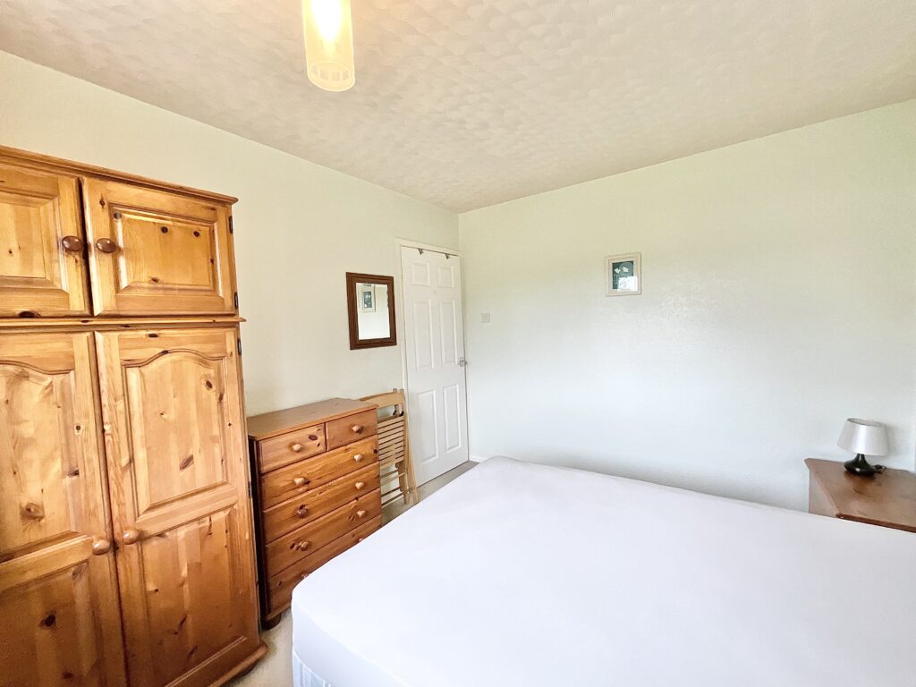 Deadmans Green, Checkley, ST10