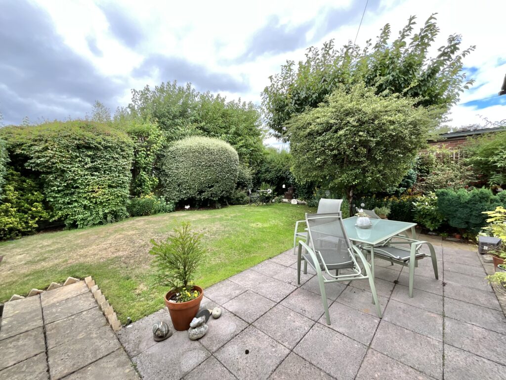 Fenpark Road, Stoke-On-Trent, ST4