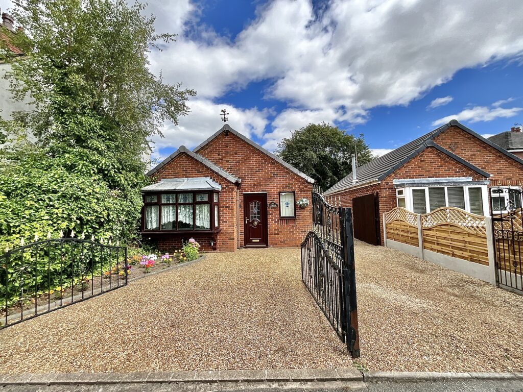 Mill Road, Cheadle, ST10