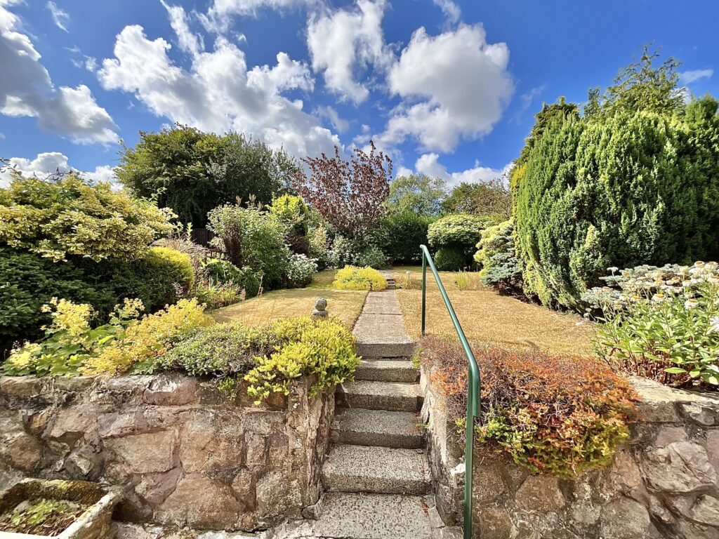 Moss Park Avenue, Werrington, ST9