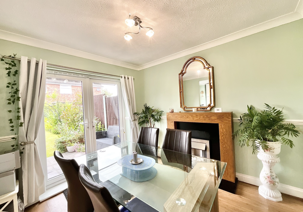 Lavender Avenue, Blythe Bridge, ST11