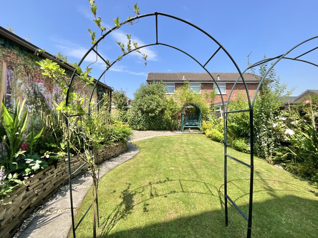 Lavender Avenue, Blythe Bridge, ST11