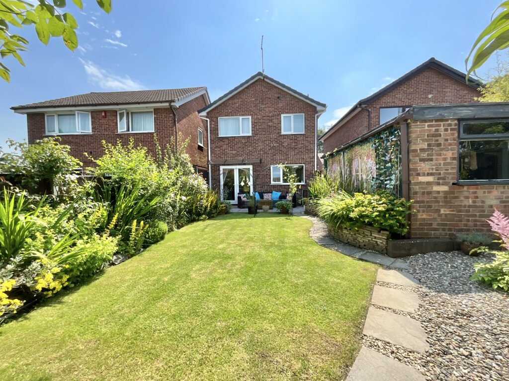 Lavender Avenue, Blythe Bridge, ST11