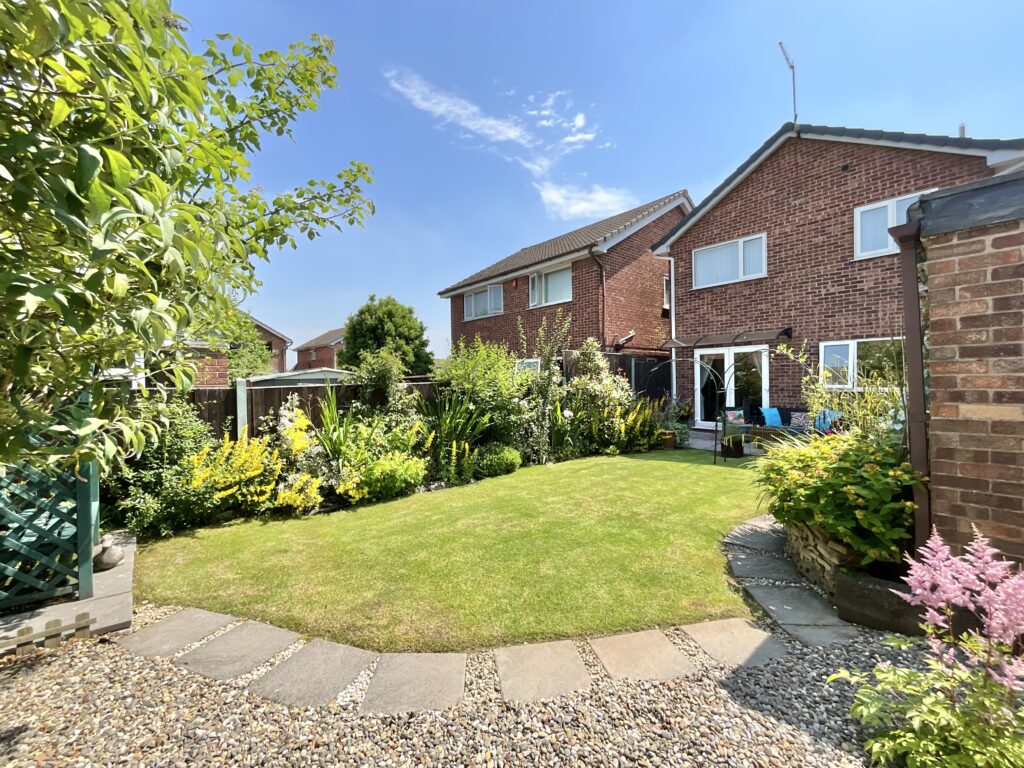 Lavender Avenue, Blythe Bridge, ST11