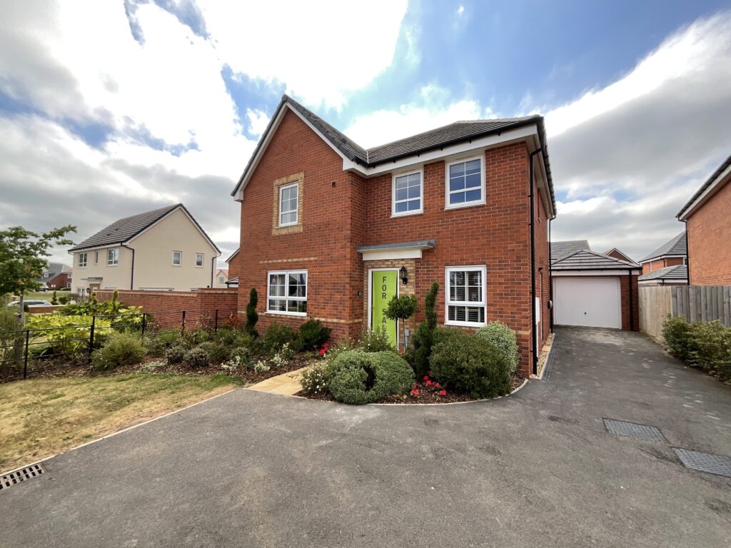 Marjoram Walk, Beaconside, ST16