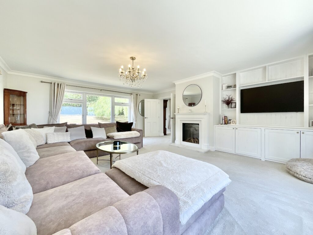 Bury Ring, Haughton, ST18