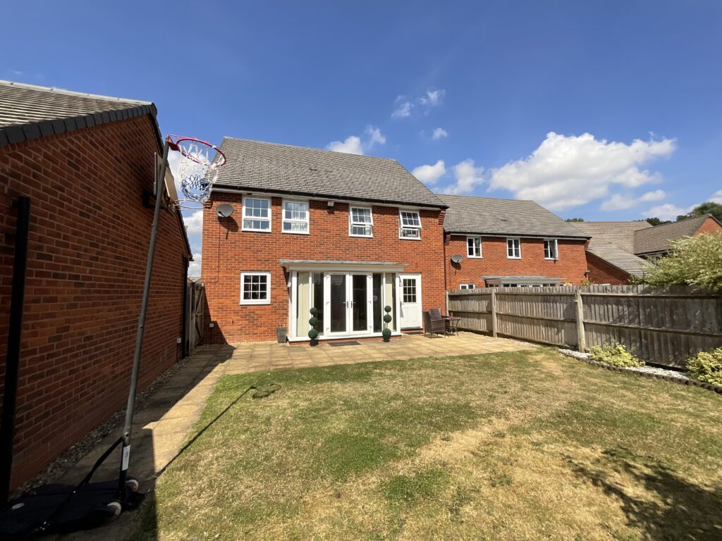 Aurora Gardens, Barlaston, ST12
