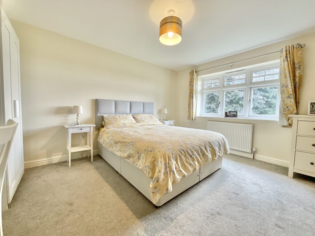 Stafford Road, Gnosall, ST20