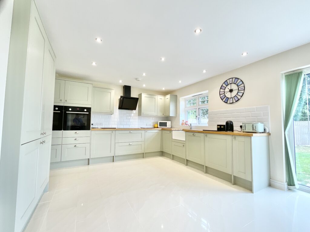 Stafford Road, Gnosall, ST20