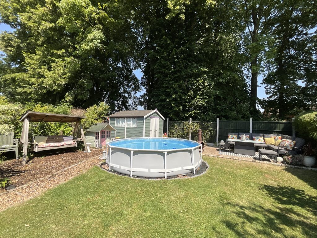 Airdale Road, Stone, ST15