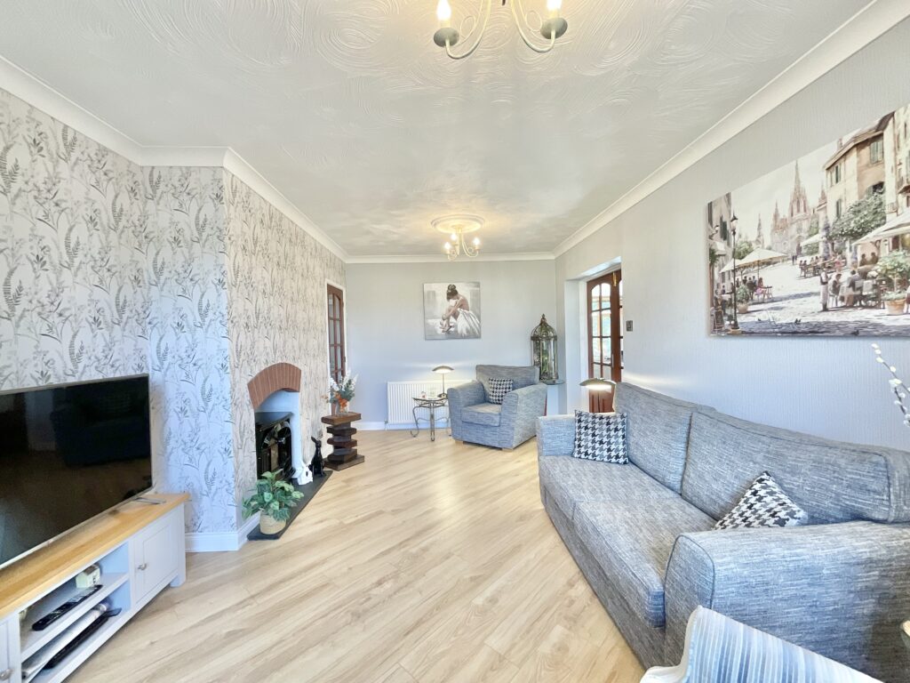 Meadow Way, Stone, ST15