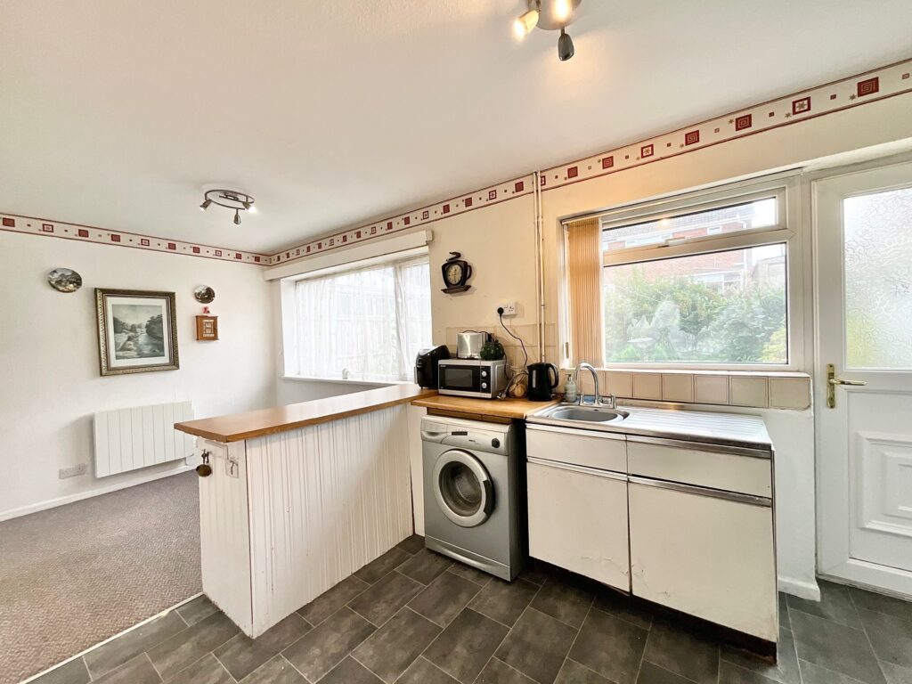 Chapel Street, Forsbrook, ST11