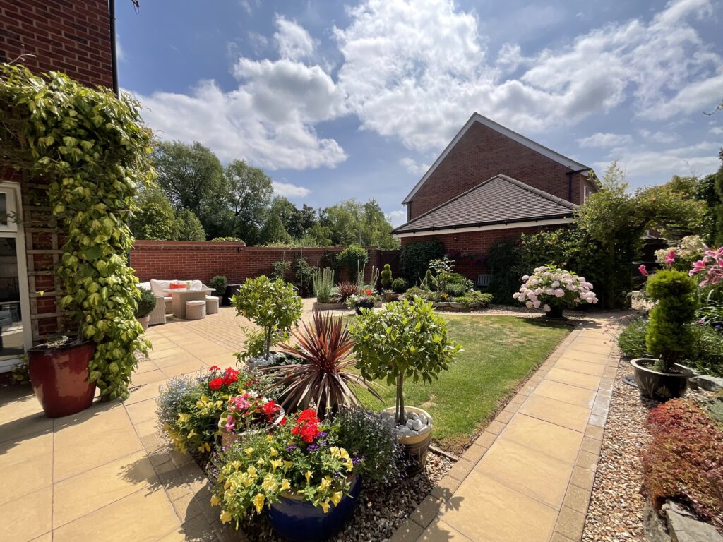 Muse Grove, Barlaston, ST12