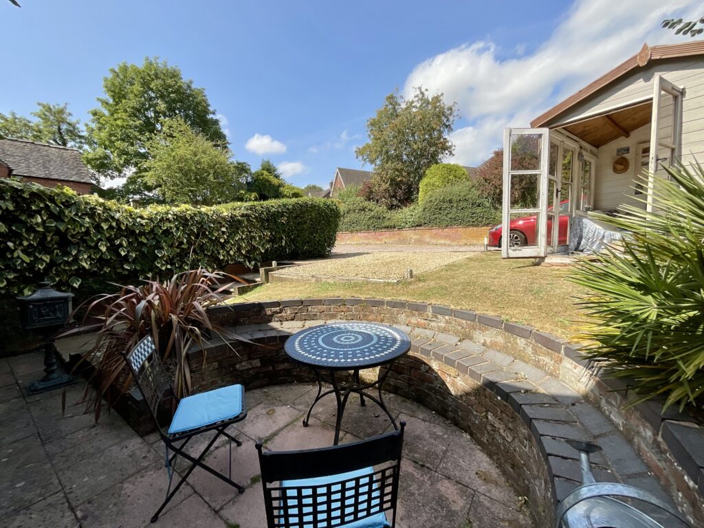 Sandon Road, Hilderstone, ST15