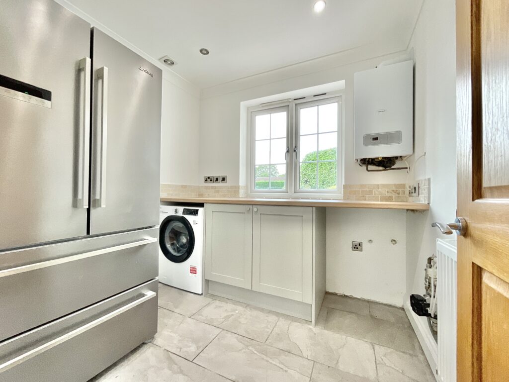 Moss Lane, Madeley, CW3