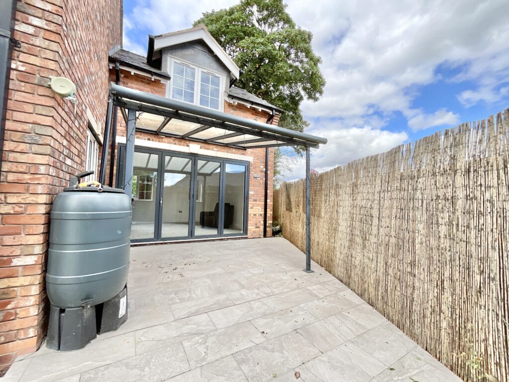 Moss Lane, Madeley, CW3