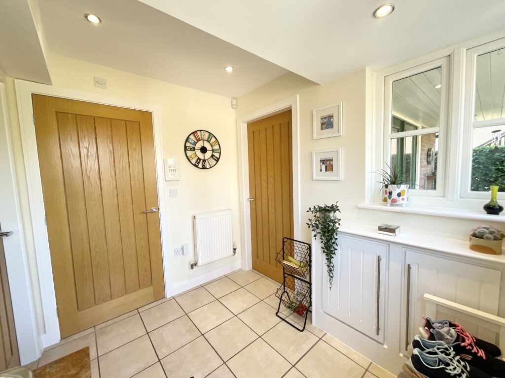 Tittensor Road, Tittensor, ST12