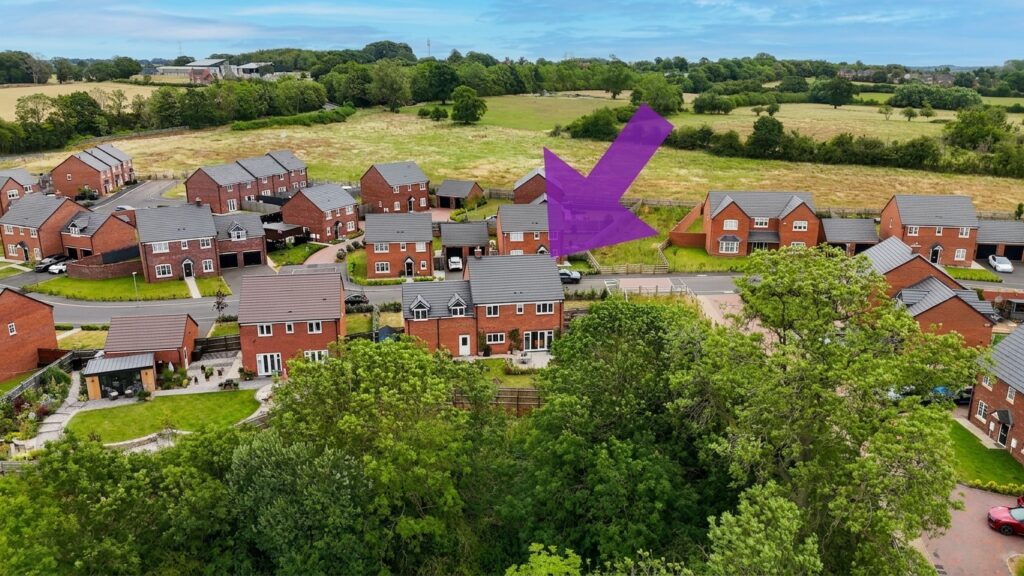 Clifford Place, Great Haywood, ST18