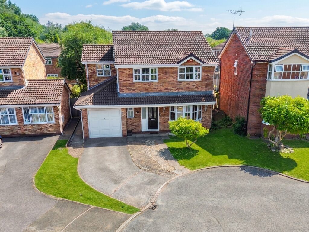 Charlcote Crescent, Crewe, CW2