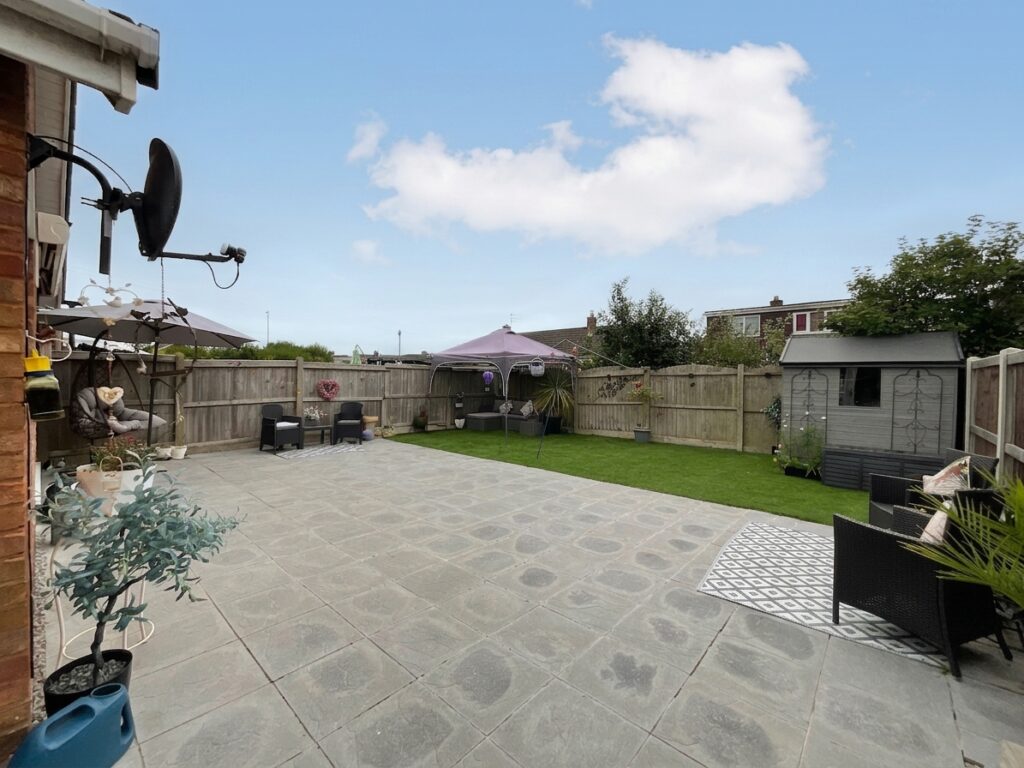 Fraser Close, Stone, ST15