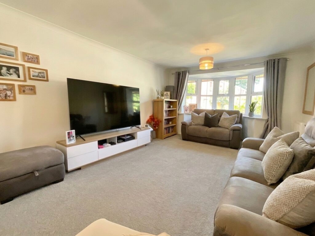 Charlcote Crescent, Crewe, CW2