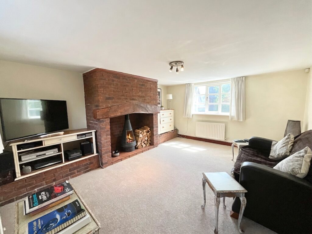 Sandon Road, Hilderstone, ST15