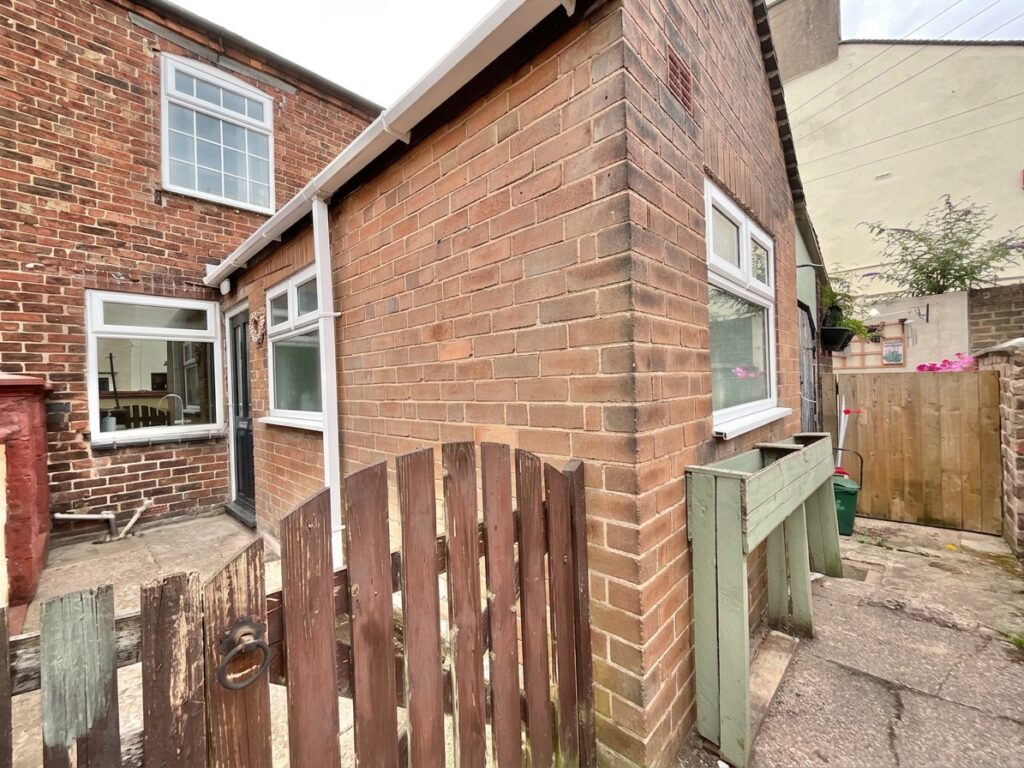 Charles Street, Cheadle, ST10