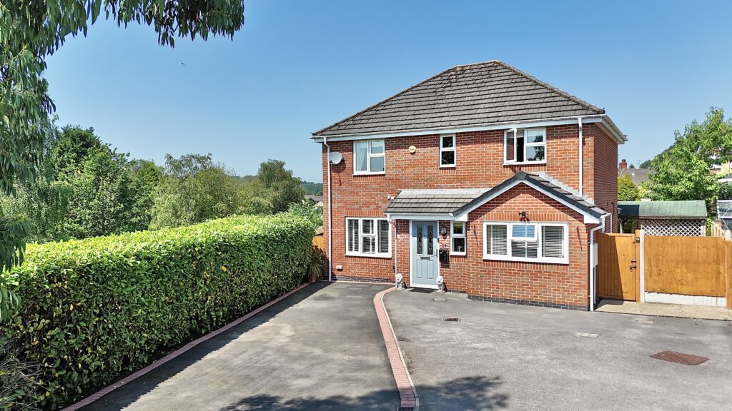Glebe Gardens, Cheadle, ST10