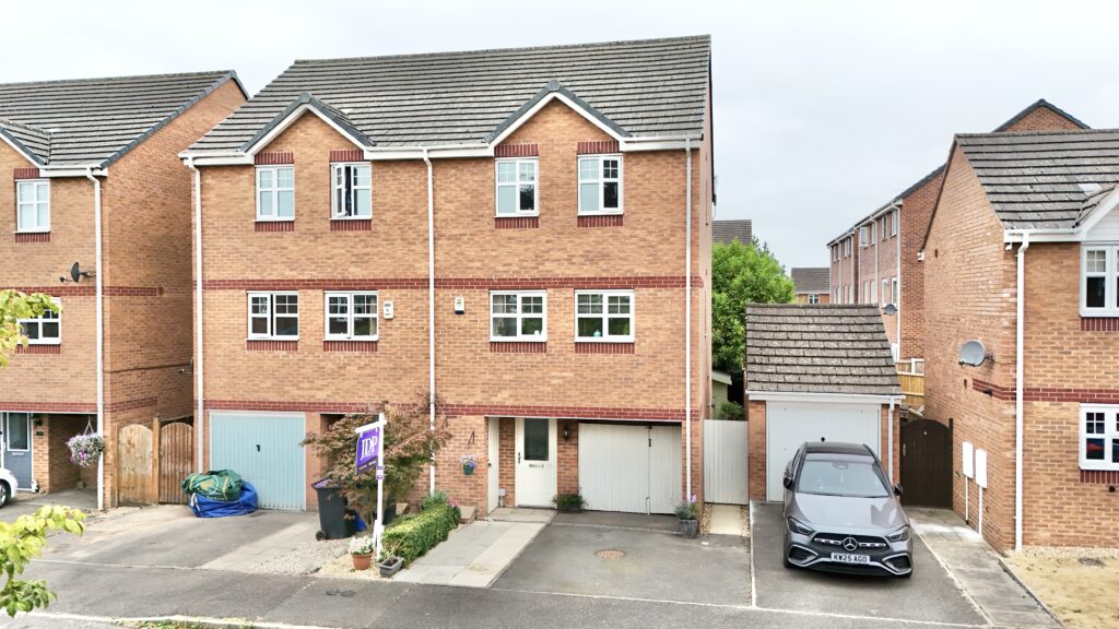 Stuart Way, Market Drayton, TF9
