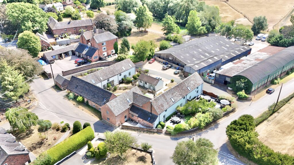 Aston, Aston Manor Barns, TF9