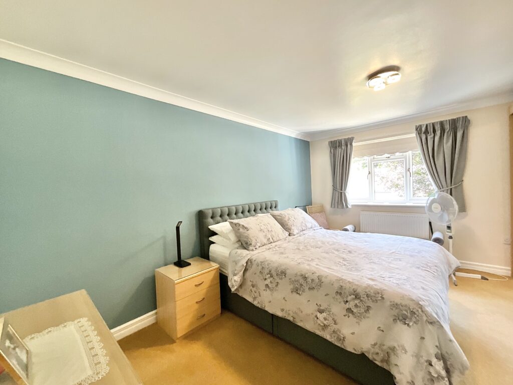 Cheadle Road, Blythe Bridge, ST11