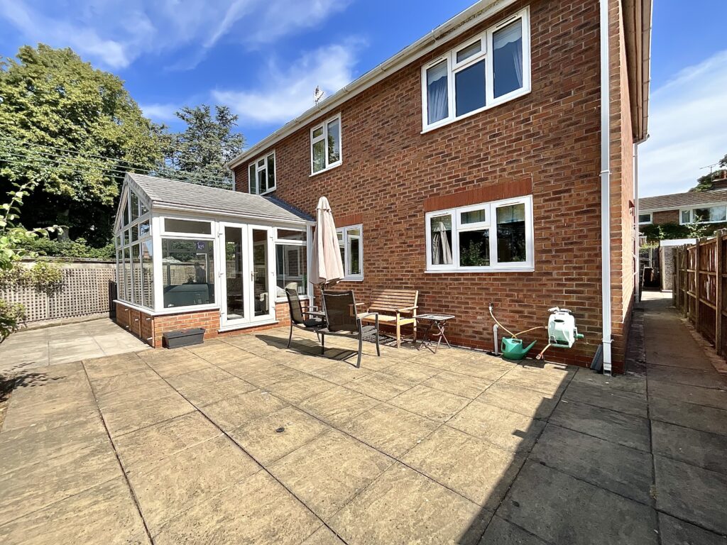 Cheadle Road, Blythe Bridge, ST11