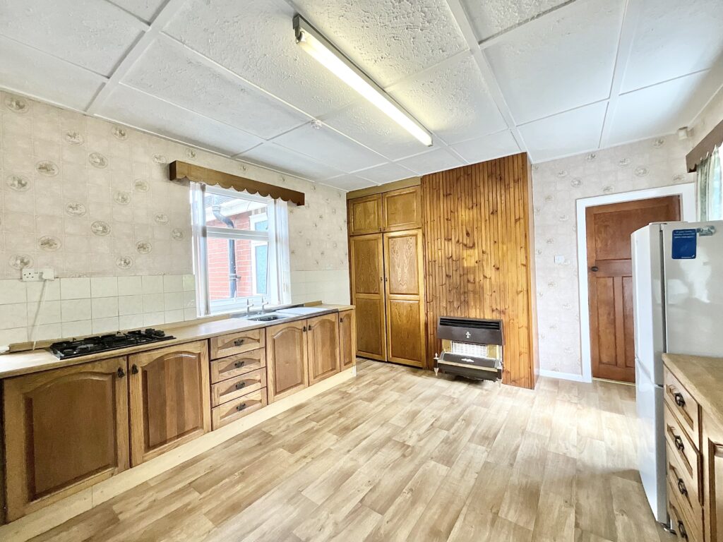 Leek Road, Cheadle, ST10