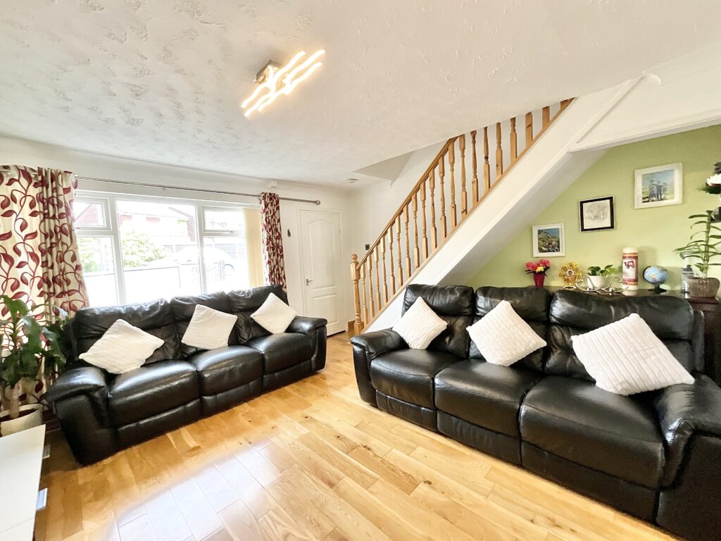Kempton Grove, Cheadle, ST10