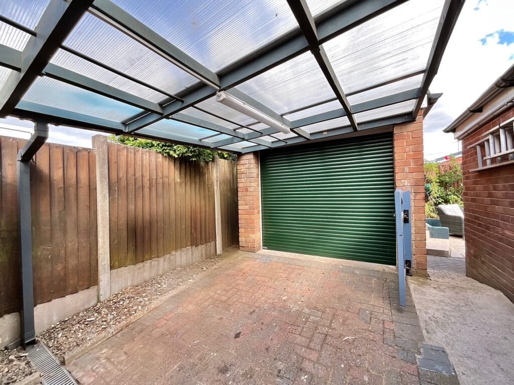 Draycott Drive, Cheadle, ST10