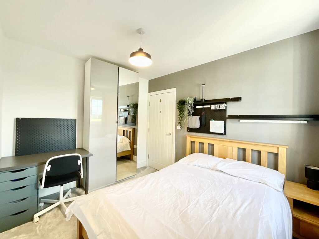 Turnberry Drive, Stoke-On-Trent, ST4