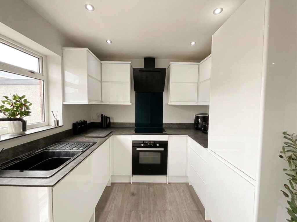 Newland Avenue, Stafford, ST16