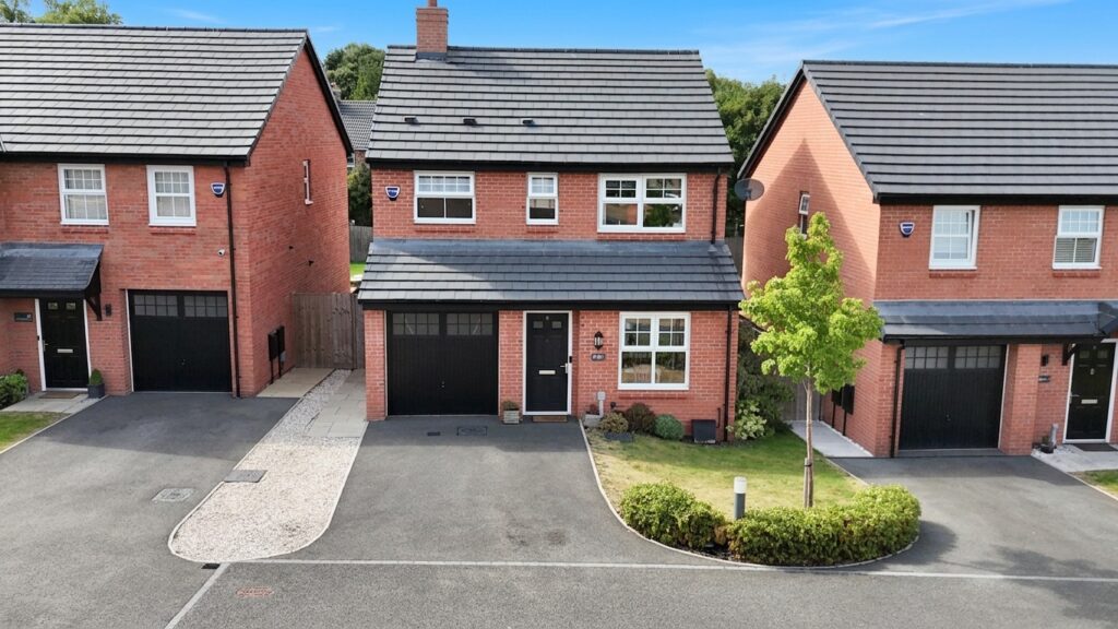 Thomas Palin Close, Shavington, CW2