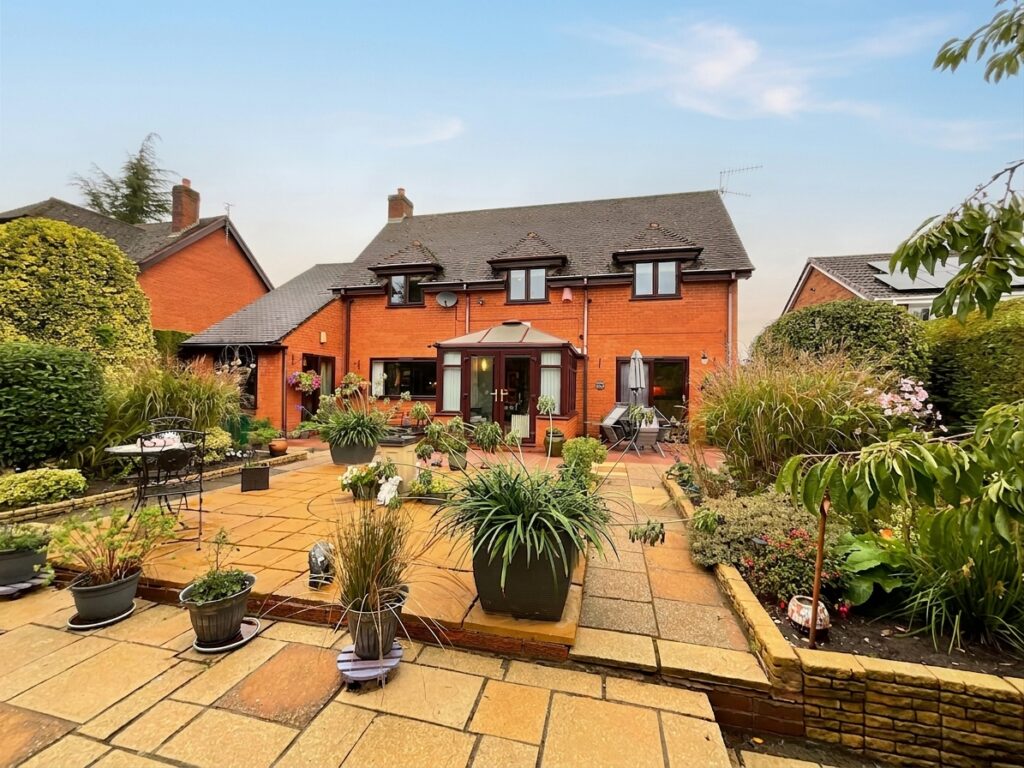 Burrington Drive, Stoke-On-Trent, ST4