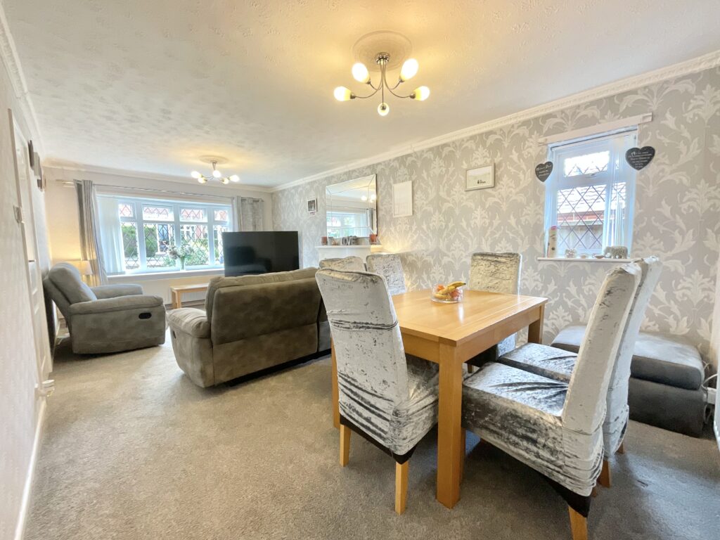 Highview Road, Fulford, ST11