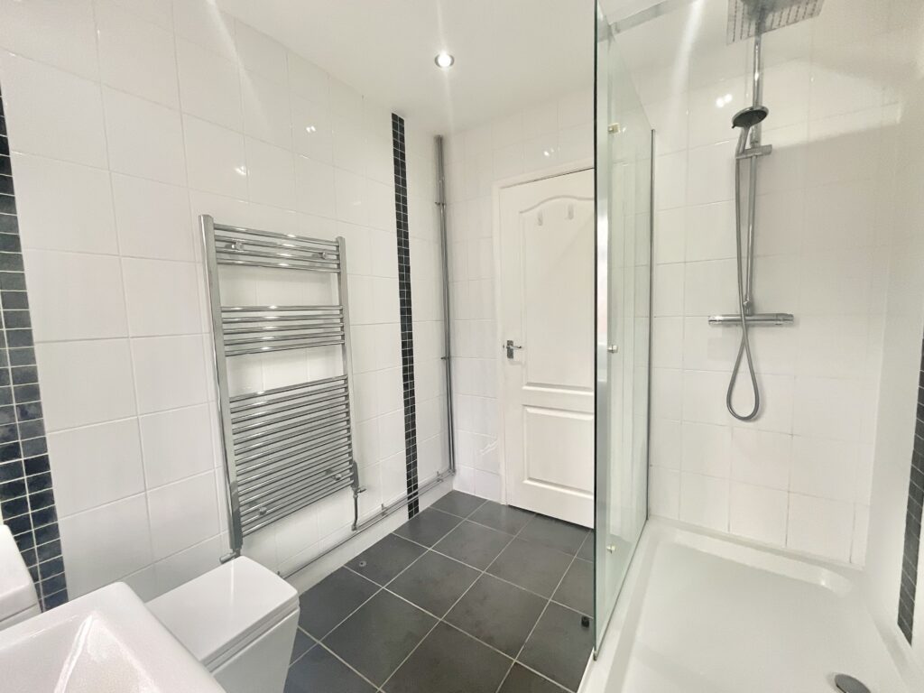 Highview Road, Fulford, ST11