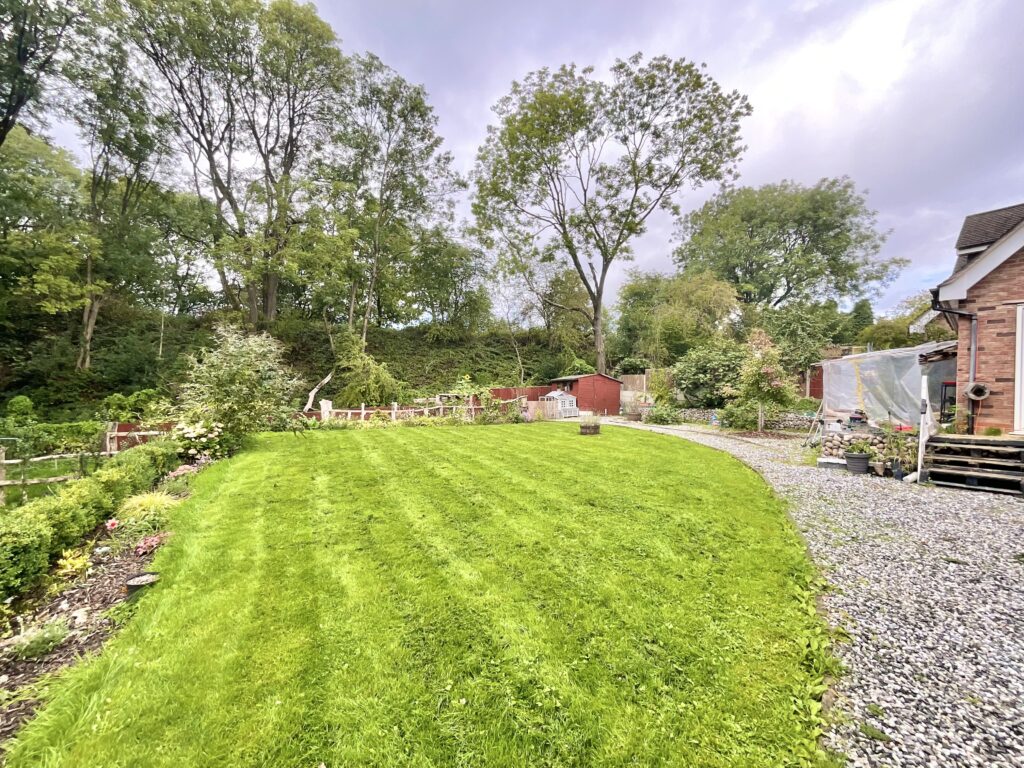 Dean Brook Drive, Bignall End, ST7