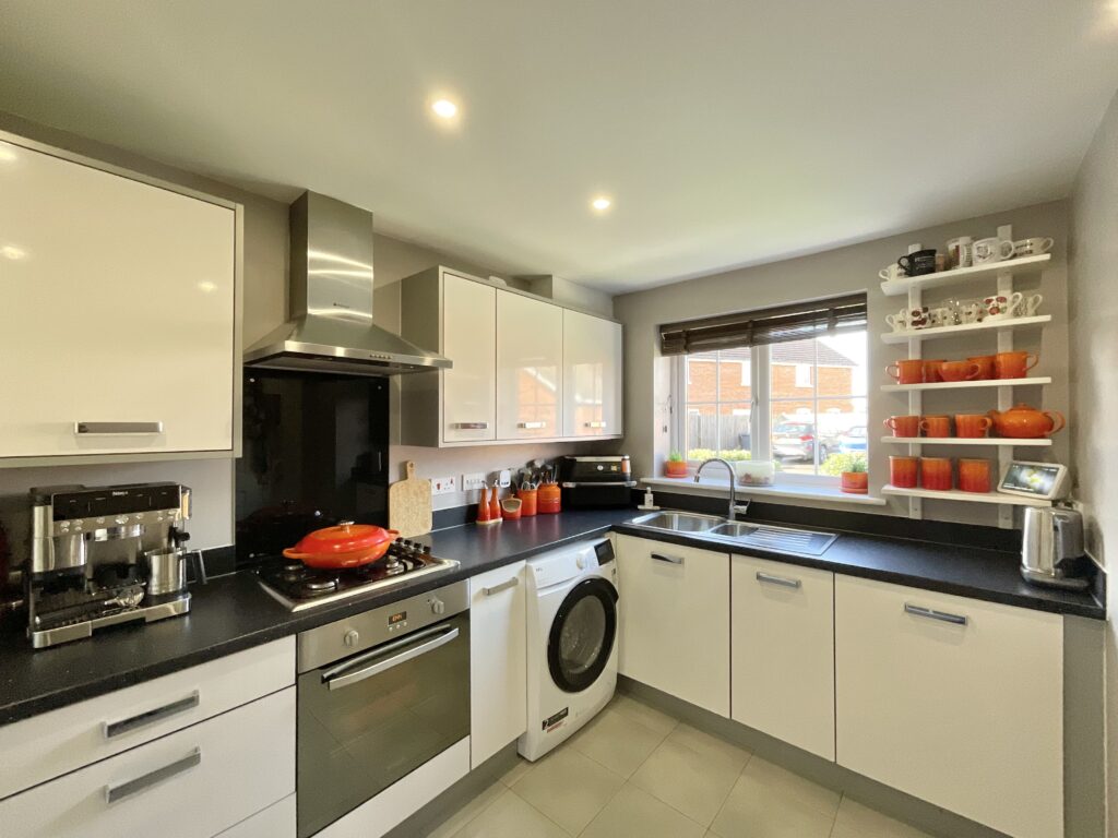 Abbey Park Way, Weston, CW2