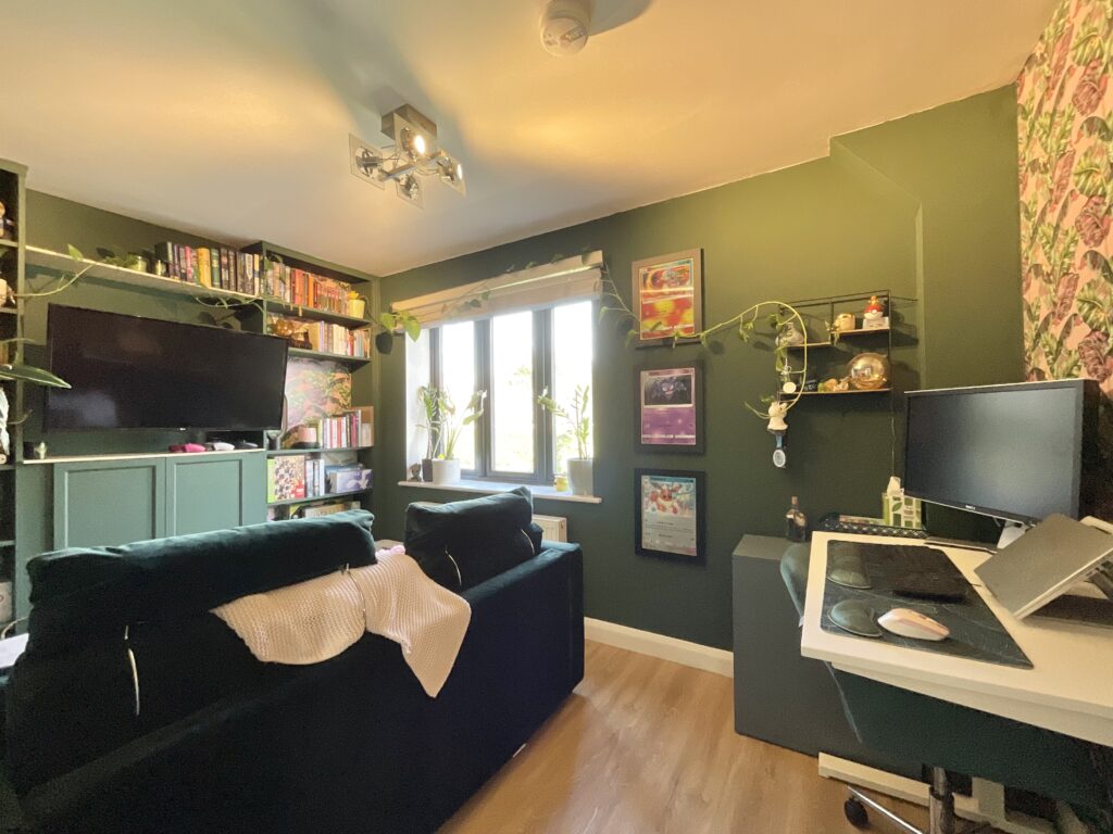 London Road, Woore, CW3