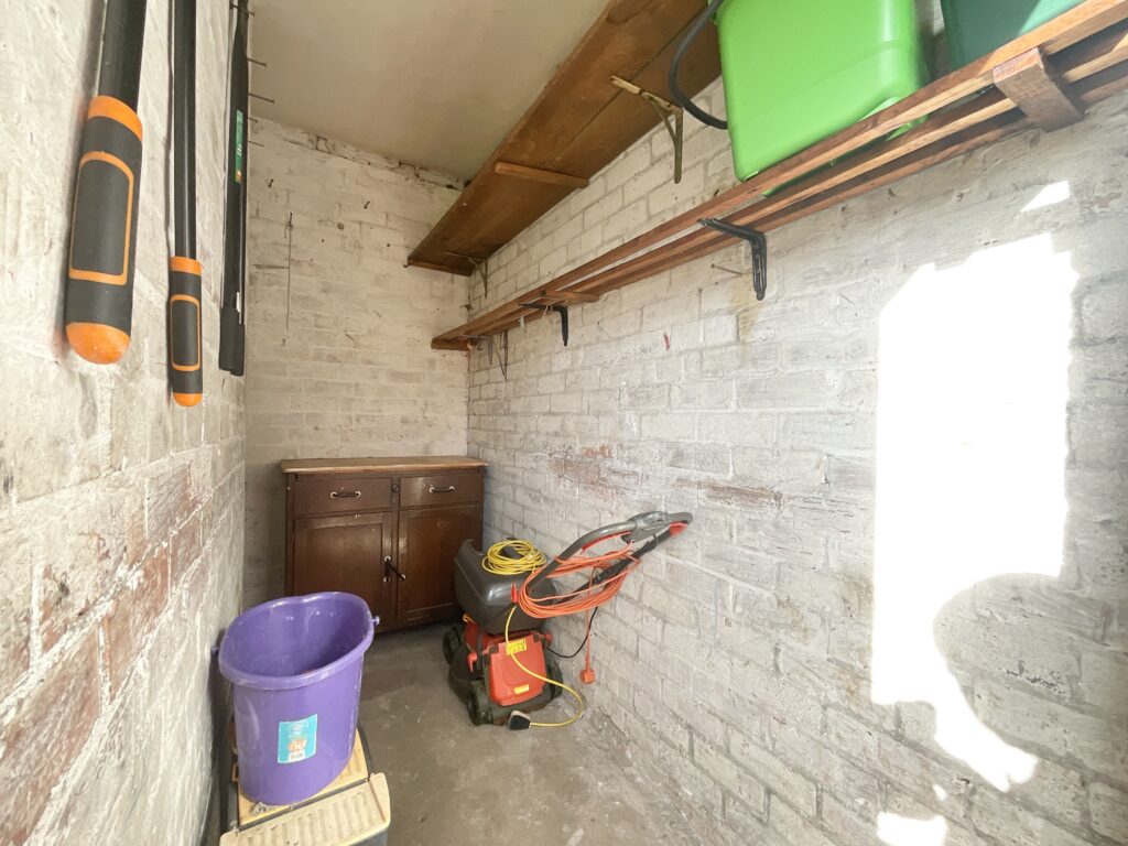 Barthomley Crescent, Crewe, CW2