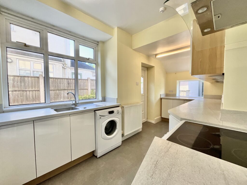 Greenacres Avenue, Blythe Bridge, ST11