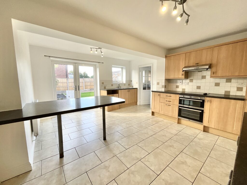 Kempton Grove, Cheadle, ST10