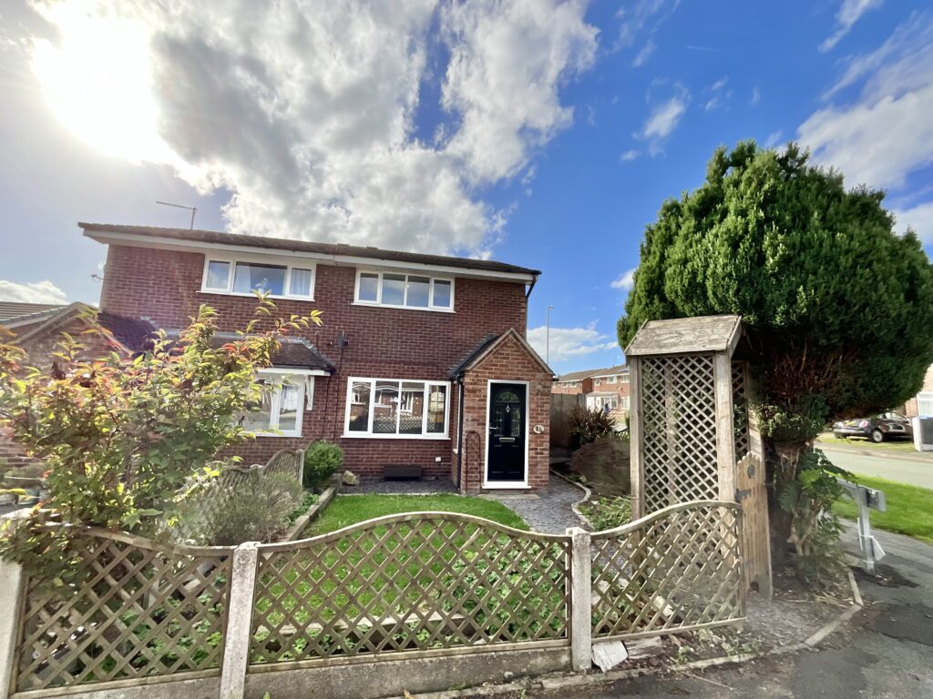 Kempton Grove, Cheadle, ST10